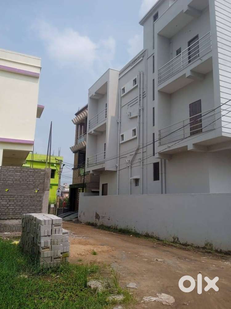 Jagatpur IB Road Land With Building Sale Near SportsAuthority of India