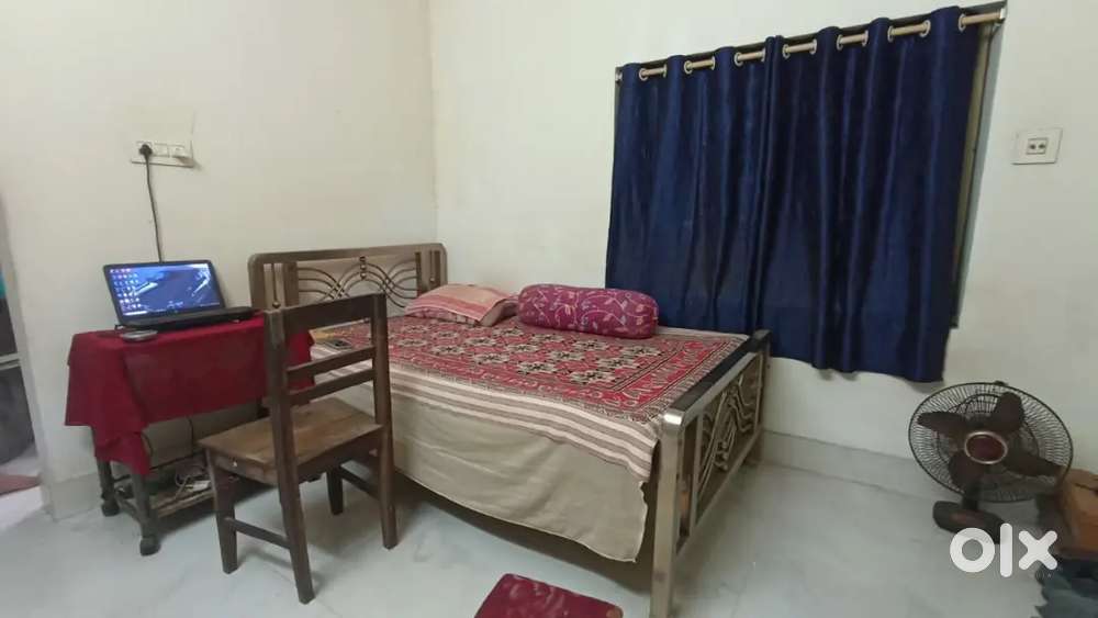Rent , Santoshpur , Jadavpur