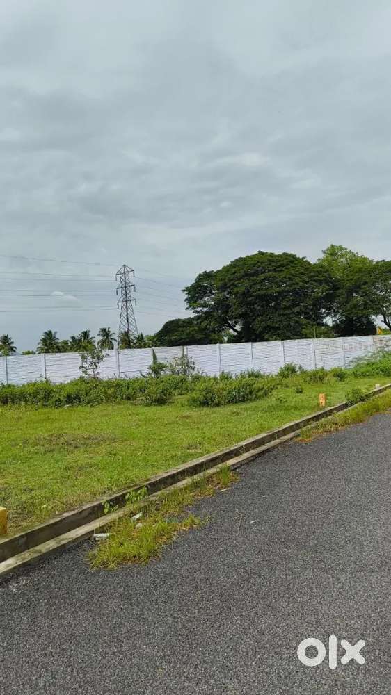 Road point plot Urgent sale