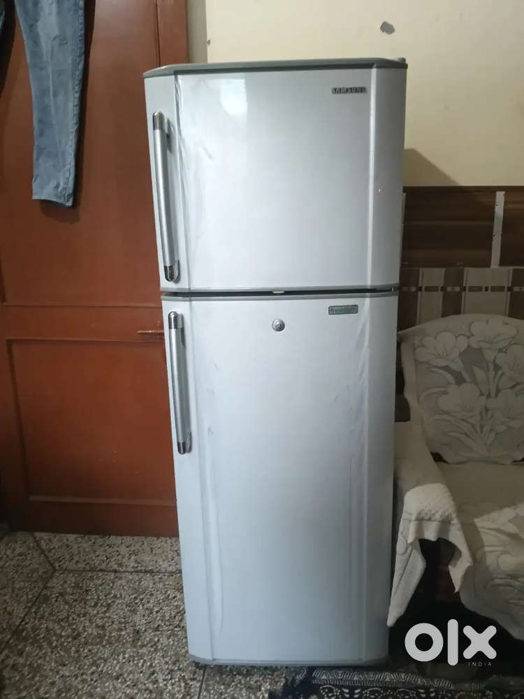 Samsung duble door refigurater 280 Leter