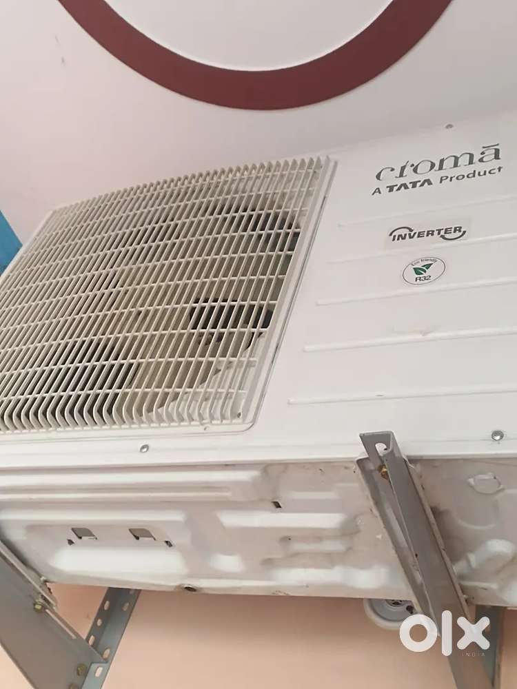 Ac urgent sell 1 saal kewal hua 1 saal abhi bhi warranty me hai