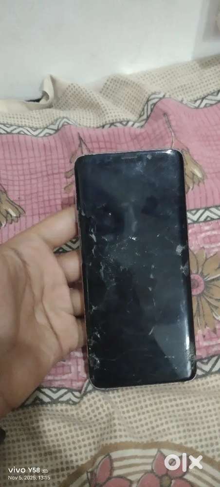 Samsung s9 mobile display not working everything is clear urgent