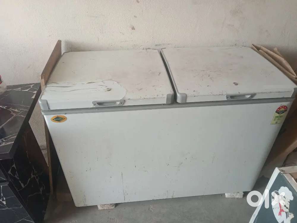 New condition 3 manth old.westren.and.centin bhatti.conter.