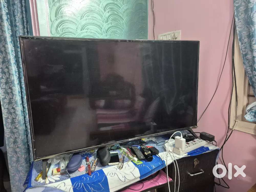 LG 49 inches TV