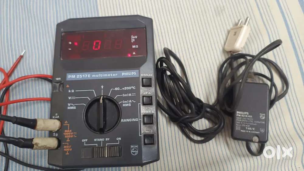 Philips PM 2517 E True RMS Vintage Multimeter from 1970's in Excellent