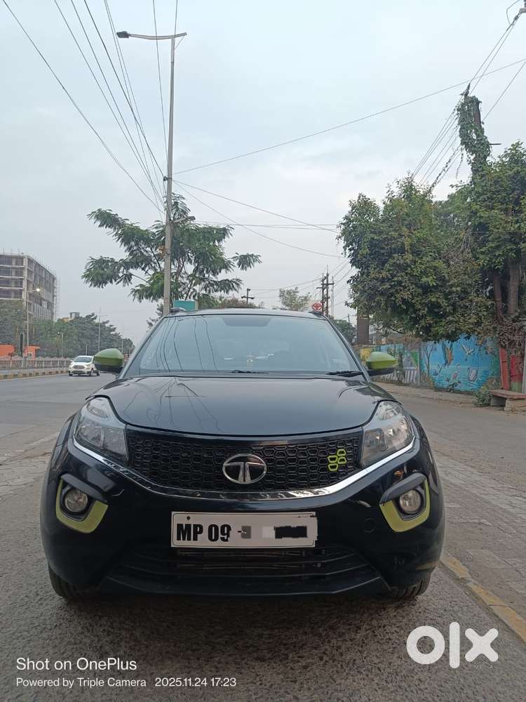 Tata Nexon 1.2 Revotron XT Plus, 2018, Diesel