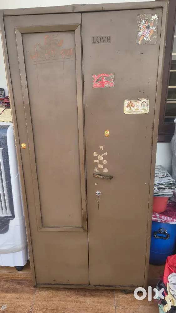 Heavy Metal Iron ( Loha ) Almira Almari Big Size