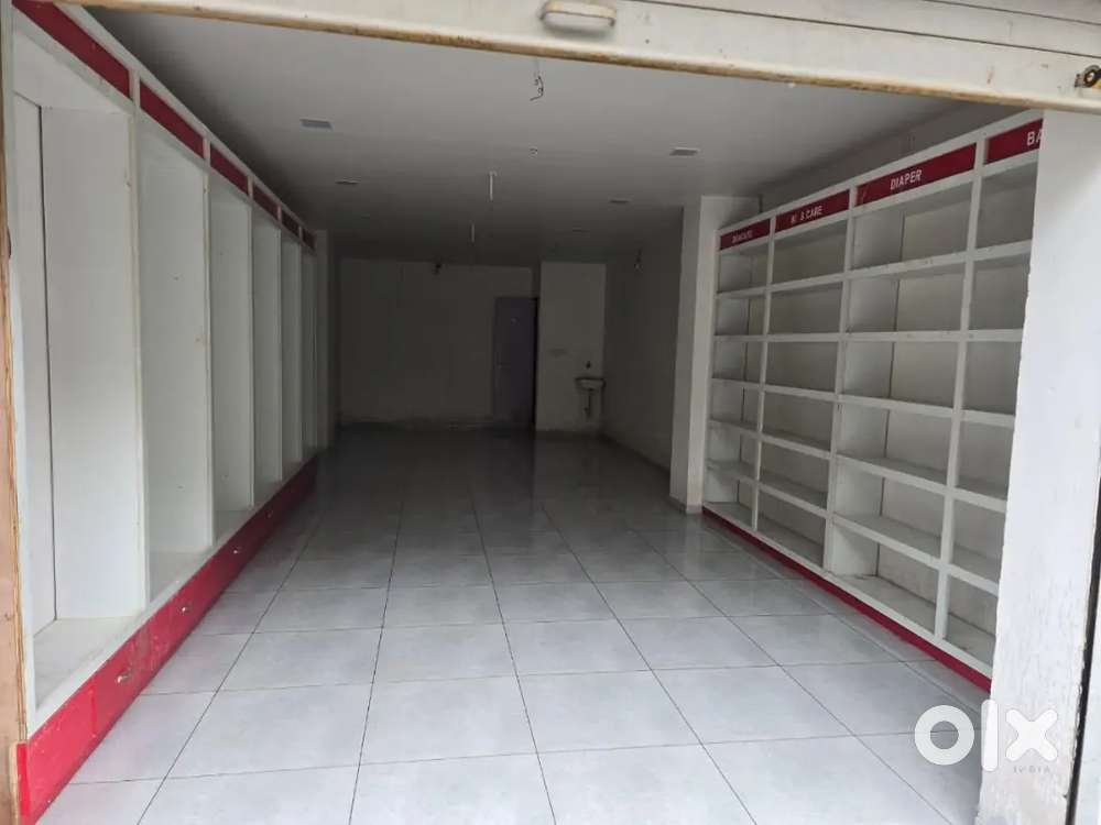 Shop Available Rent Nana Chiloda