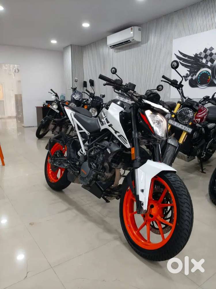 KTM Duke 200, less driven
