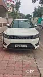 Non accidental Car Mahindra Diesel Xuv300 with tyre new & battery
