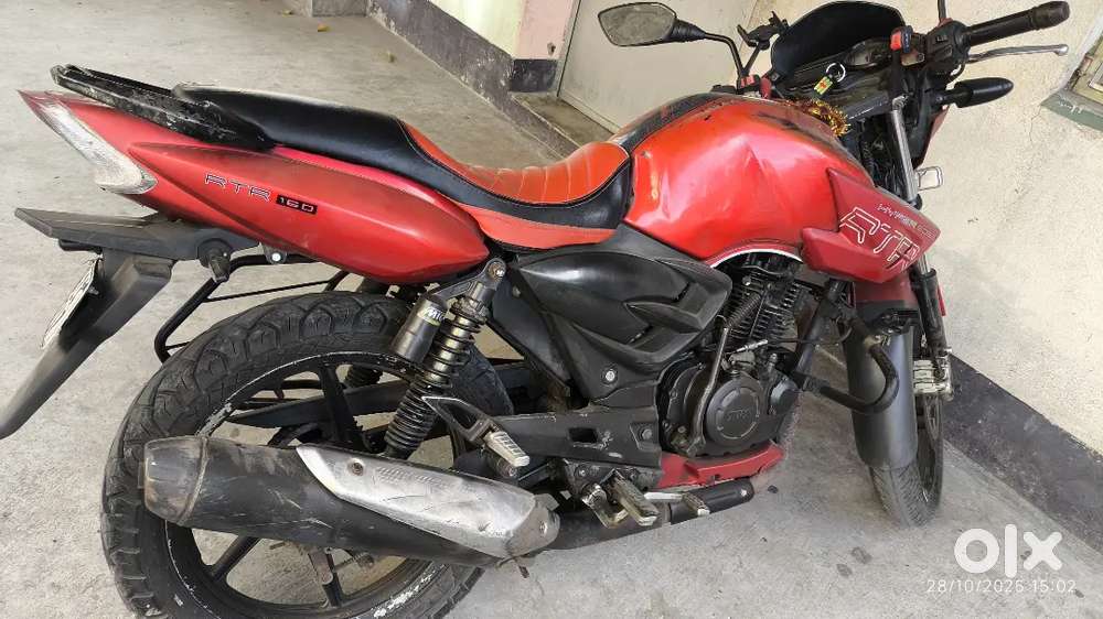 Apache Rtr 160, mileage 48. name transfer must.all papers ok