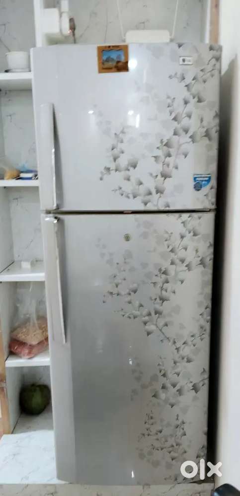 Very Good condition- 290 litre Samsung Grey Fridge with floral design