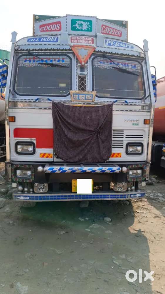 BULK BITUMEN TANKER TATA LPT 2818 CR BS4