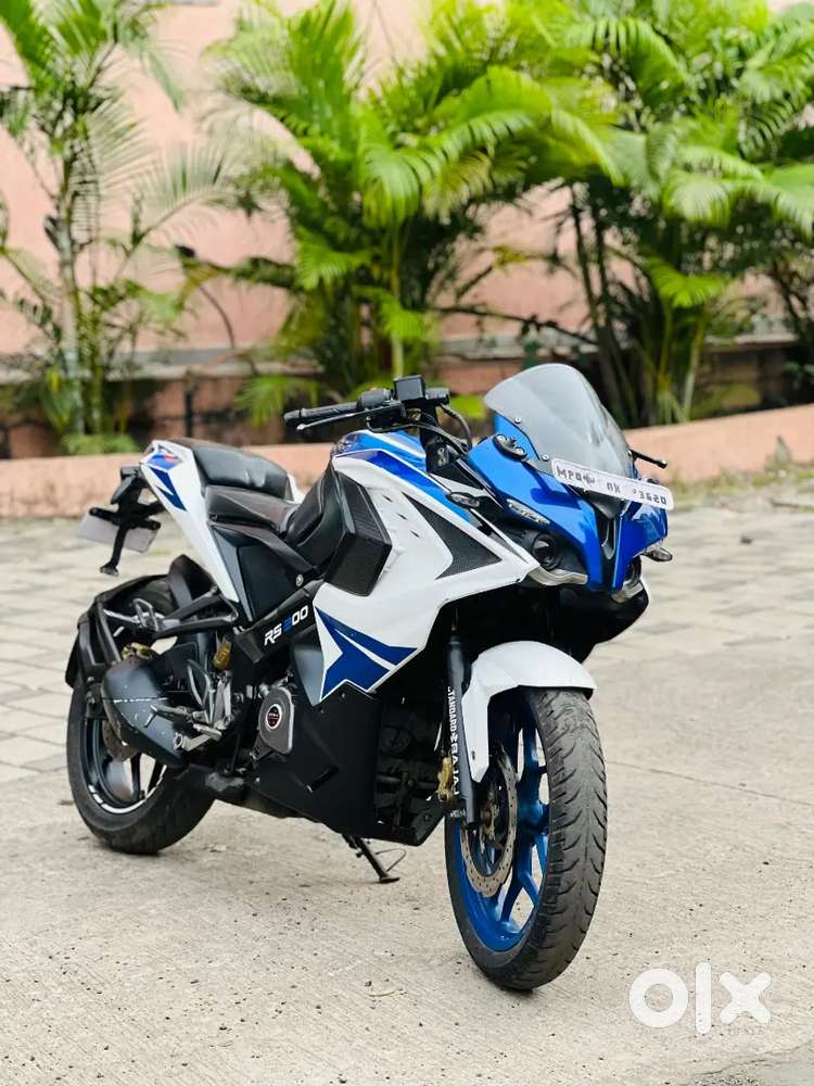 Bajaj Pulsar RS 200 cc