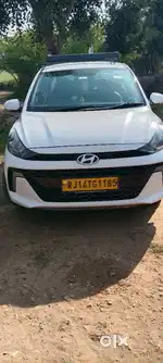 Hyundai Aura 2024 CNG & Hybrids 70000 Km Driven