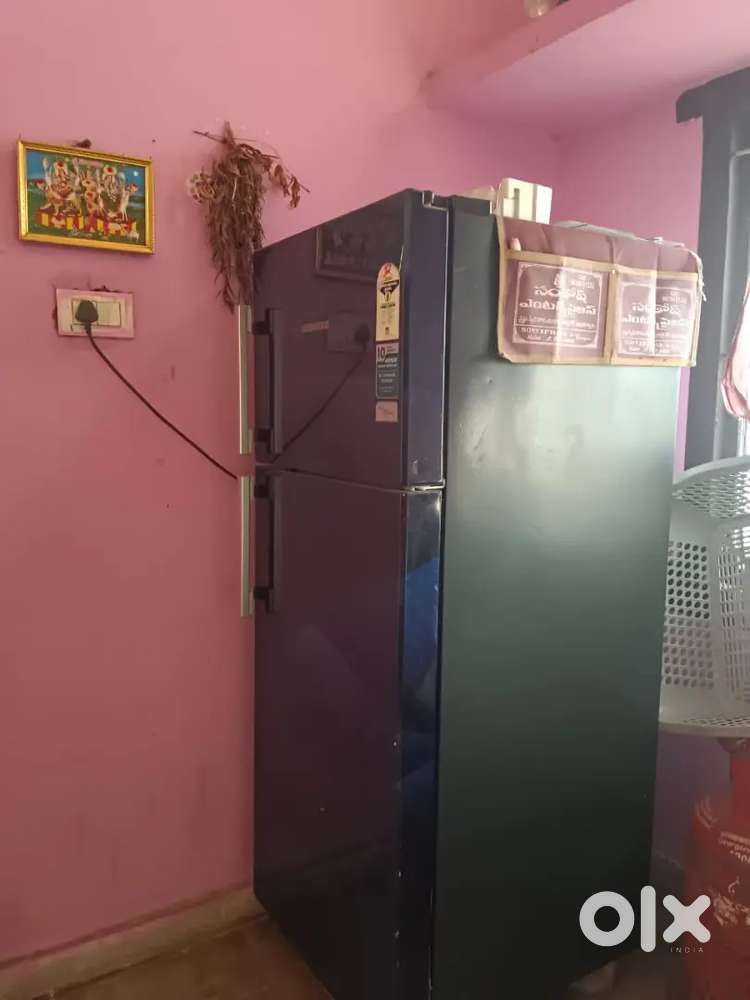 LIEBHERR REFRIGERATOR