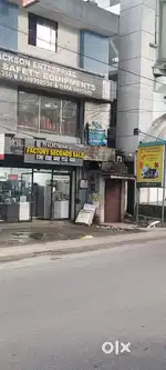 എറണാകുളംസിറ്റിയിലെഏറ്റവുംവലിയയൂസ്ഡ്ഫാക്ടറിസെക്കൻ്റ്ഷോറുംMetropiler612