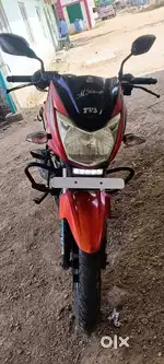 Bike pakka condition 1owner (2017last)