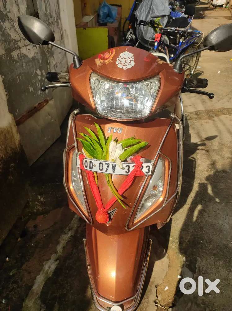 TVS JUPITER SCOOTY (110 CC), YEAR - 2018, STALLION BROWN