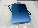 IPAD 10TH GEN 64 gb WITH BILL BOX CHARGER ALL