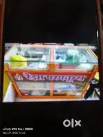 Cash counter table