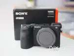 Unbox Sony a6600 mirrorless camera body ( 2 months old)