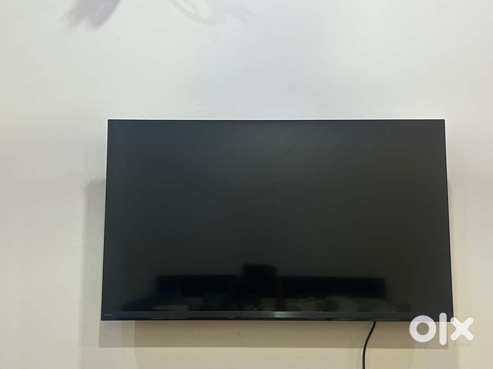 (Just One Day Old) SonyBravia 43” 4K UHD LED TV – With Bill & Warranty