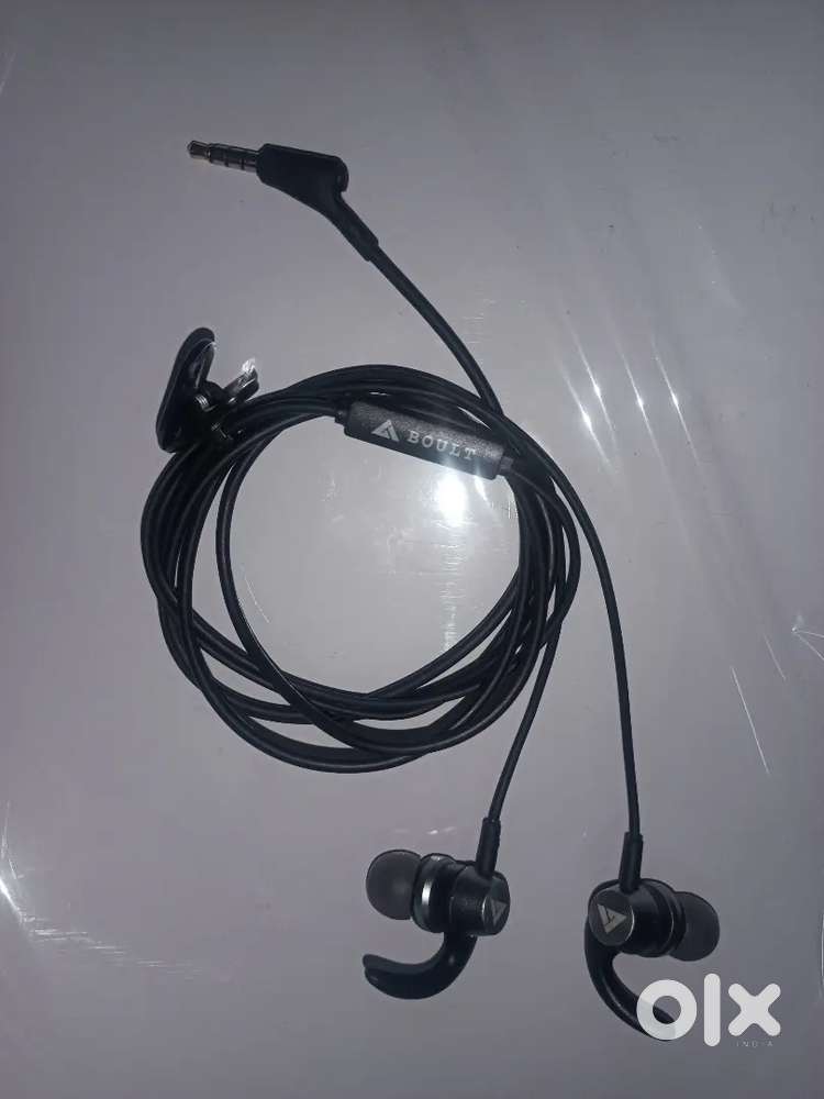 Boult Wired headset X1 with dul driver