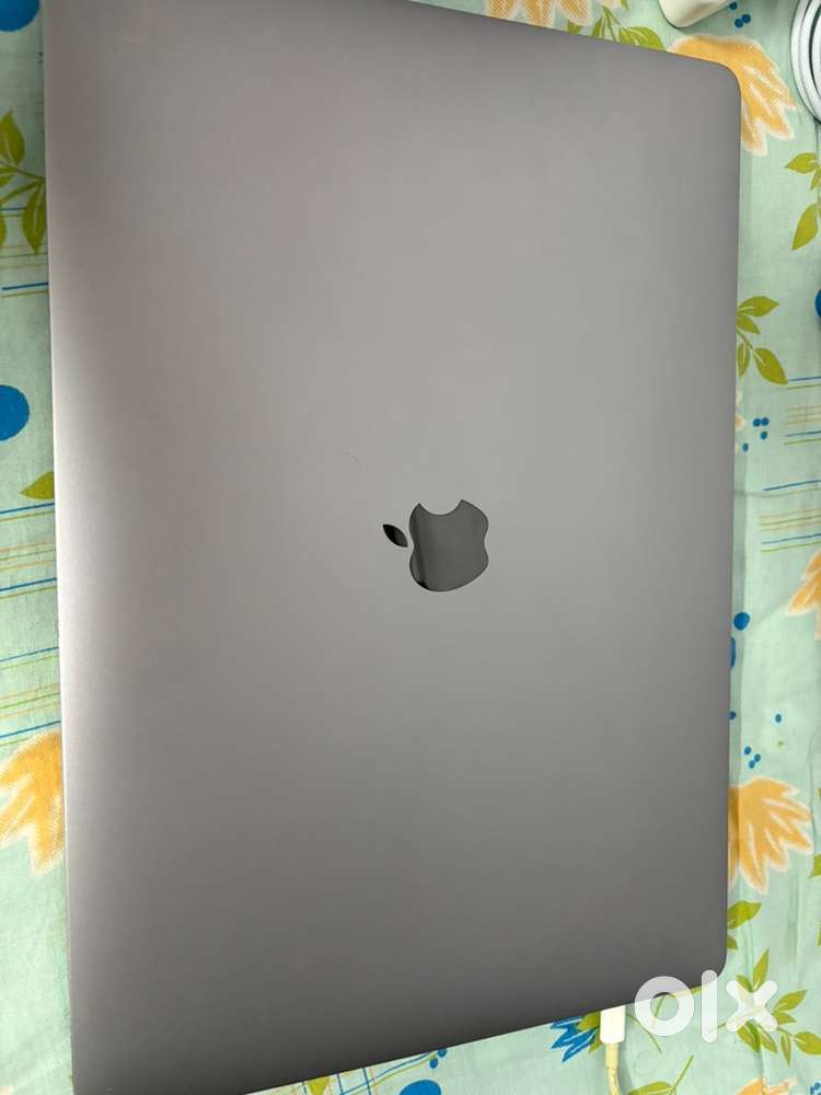 Apple Macbook Pro 16