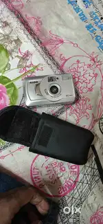 Kodak EC200 Vintage 35mm Film Camera – Excellent Condition