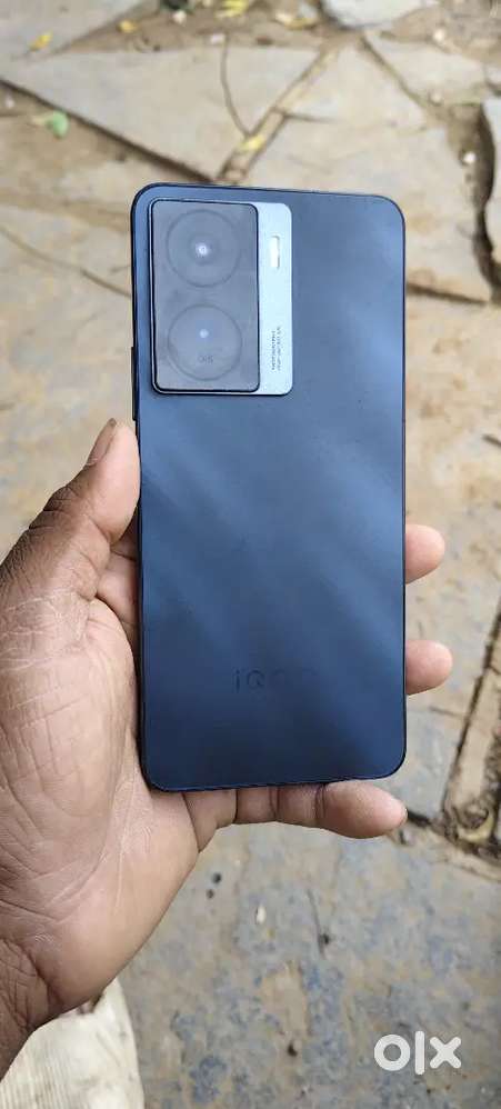 iQOO z 10s