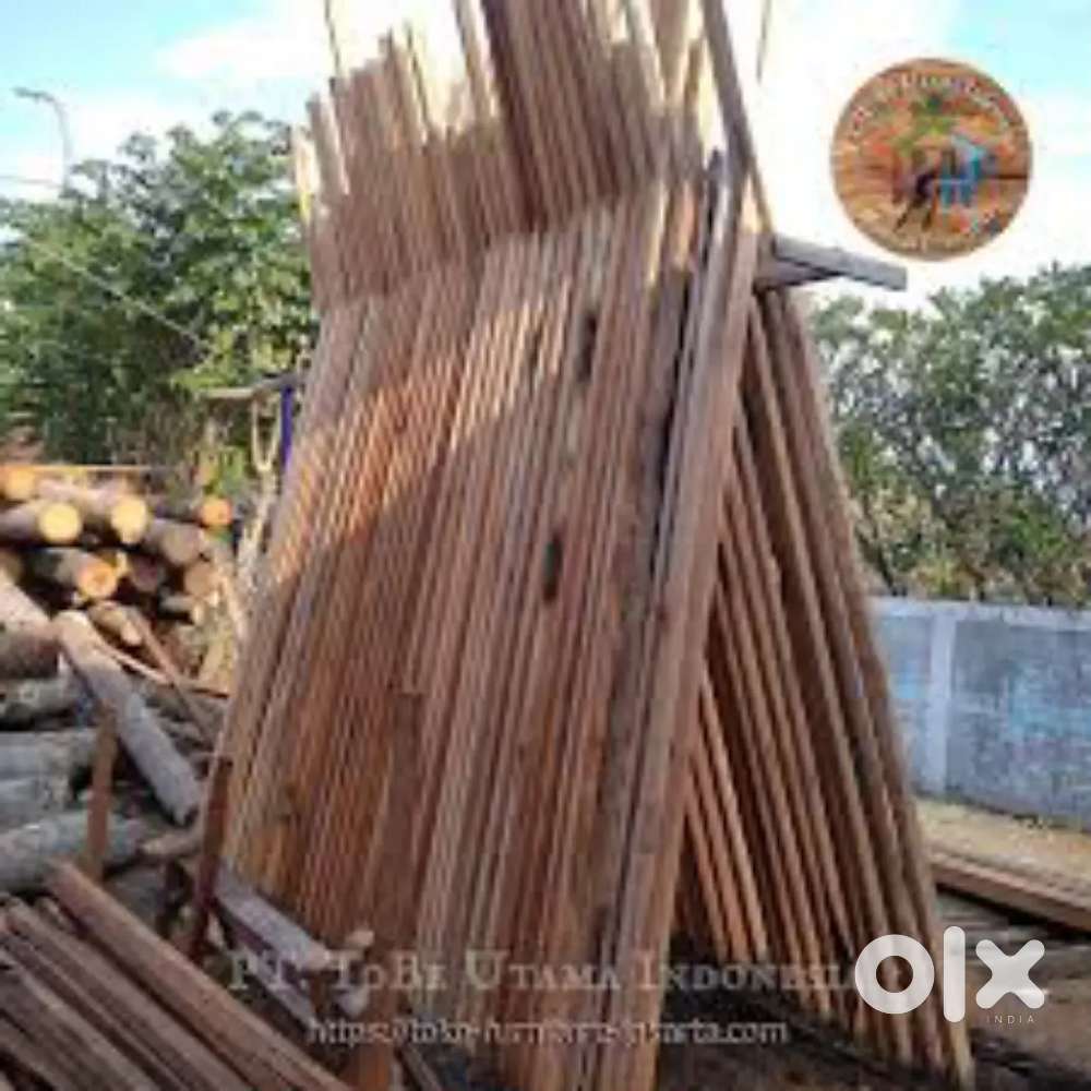 Coconut tree log beams