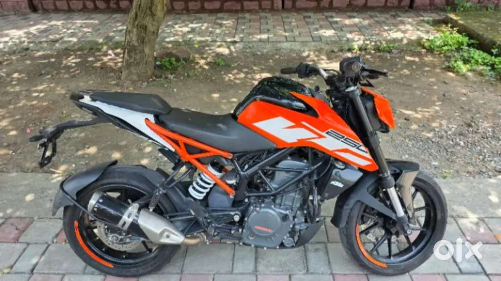 Ktm duke 250 abs