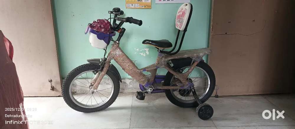 Brand name-Neelam Cycle for 3 to 6 year children.