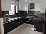 OWNER FREE 3 BHK FIRST FLOOR SEMI FURNISHED SET HOUSE ON SEC 11 PKL