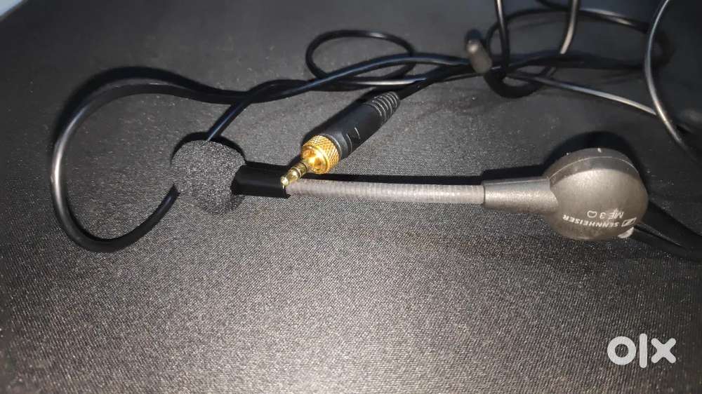Sennheiser head  mic  wired