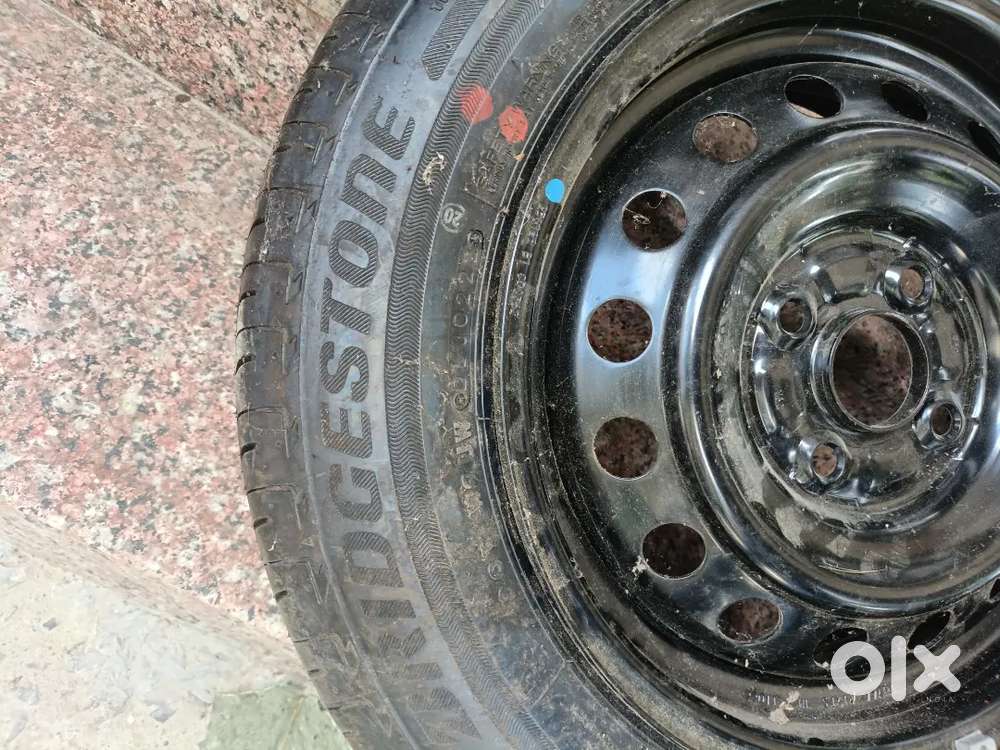 Bridgestone tyre 165/70R14