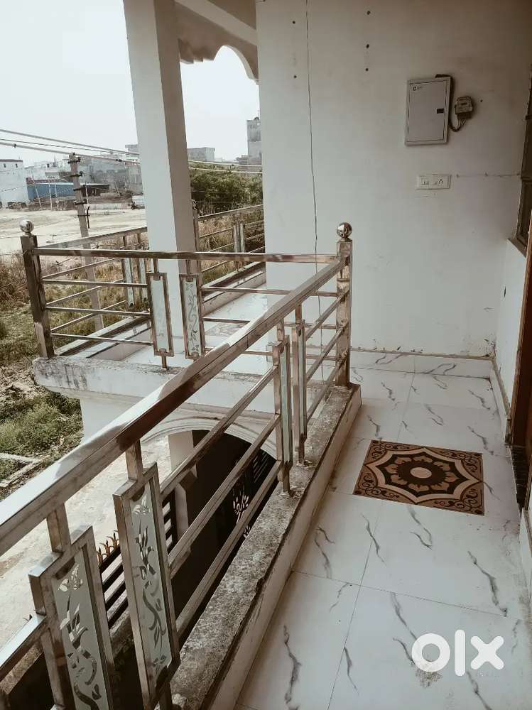 3BHK Present in Manish Yadav Gate near omaxe city tiraha bijnaur road
