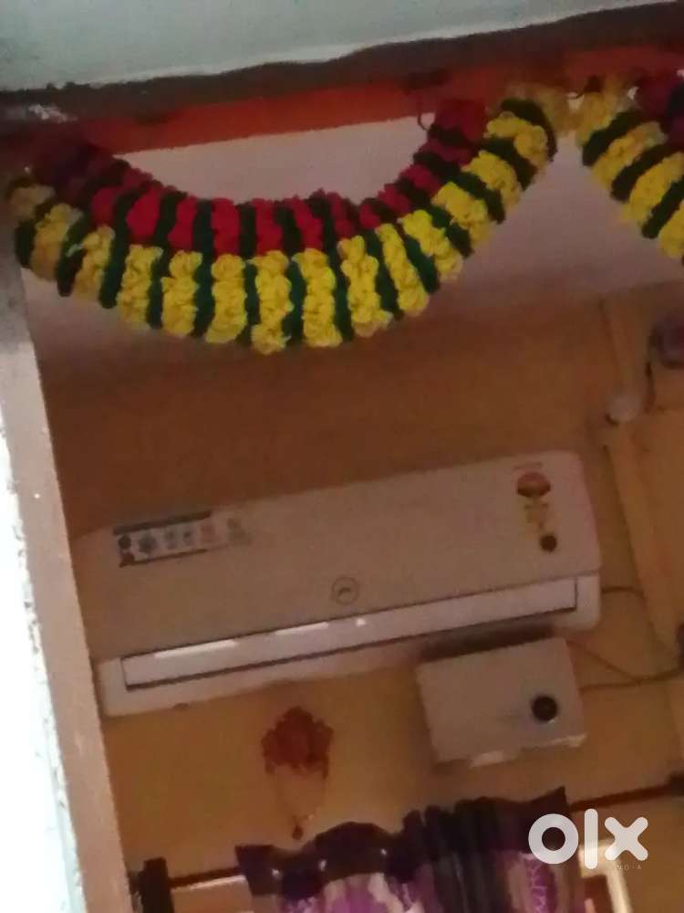AC hai godrej ki