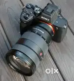 Camera Rent  Sony A7 M4