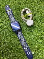 Iwatch se 44mm GPS Cellular battery 84% good condition black device