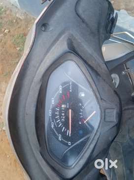 Single owner ,New battery, oil service done , break shoes new ,
