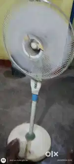 Bajaj Ka stand fan ,1year use only
