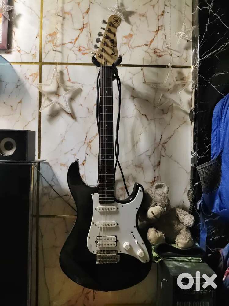 Yamaha Pacifica