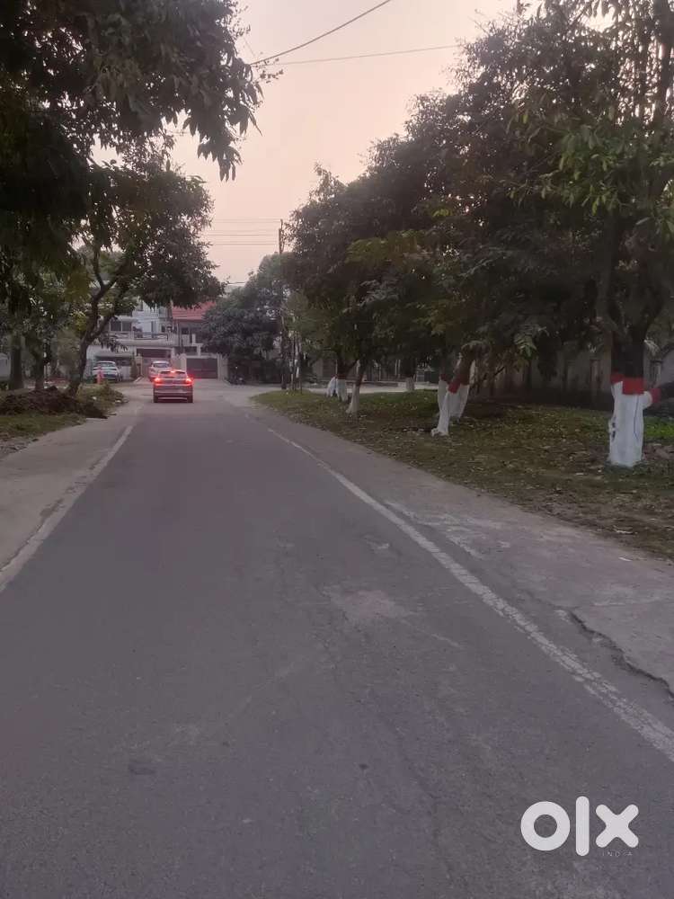 Plot in Engineers Enclave