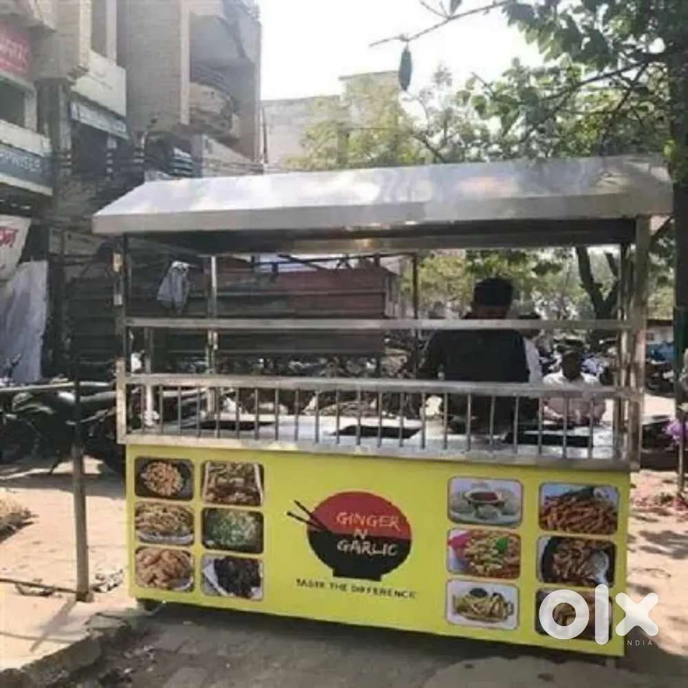 मोमोज बनाने के लिए लड़का चाहिए