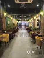 Kitchen and service staaf