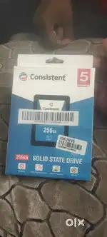 consistent SSD 256gb s7 barnd new condition