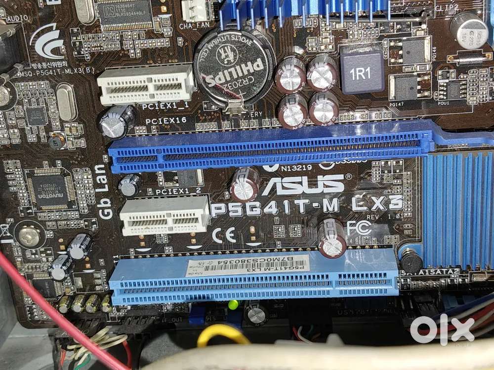 Asus G41 motherboard CPU, DDR 3,
