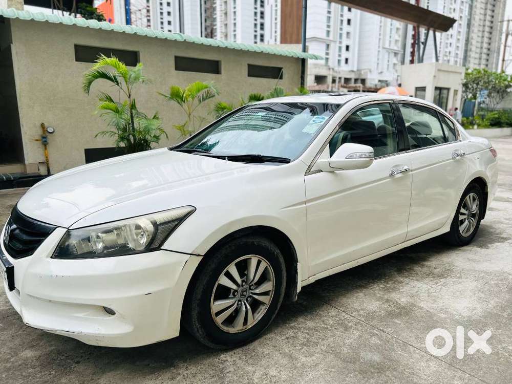 Honda Accord Elegance 2.4 AT – Well-Maintained & Ready to Drive